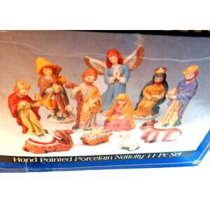 Vintage Atco Gift Collection Nativity Hand Painted Porcelain 11 Piece Set